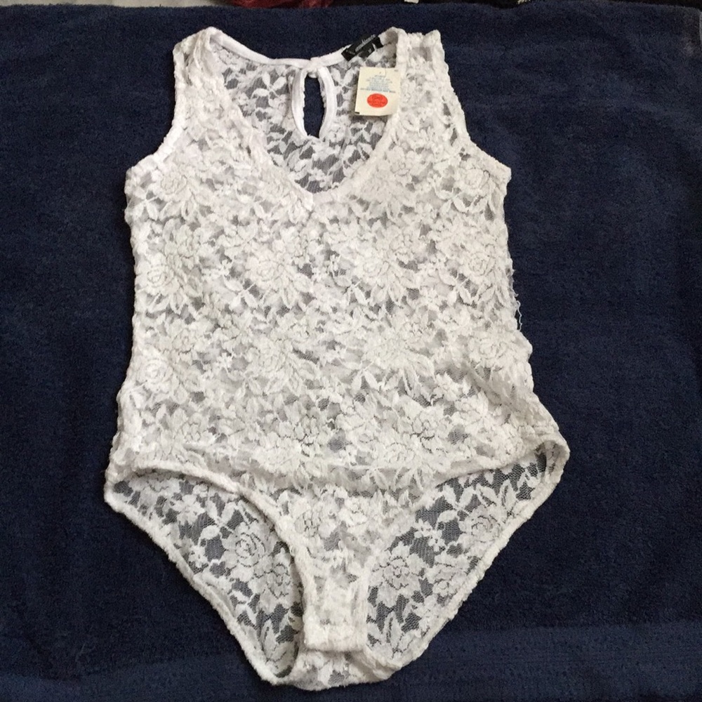 Lace body suit